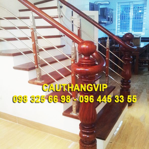 cau-thang-inox-dep-VIP-I01