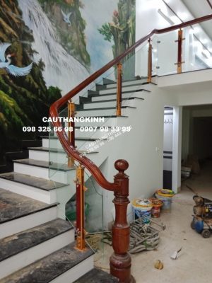 cau-thang-kinh-cuong-luc-1